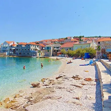 Apartment By The Sea