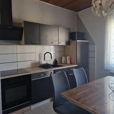 By The Sea Apartment Postira